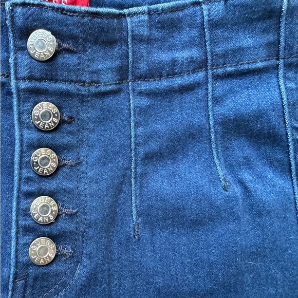 GUESS High-Waisted Button Fly Stretch Denim Jean Shorts Size 24 0 NWOT - Picture 3 of 7